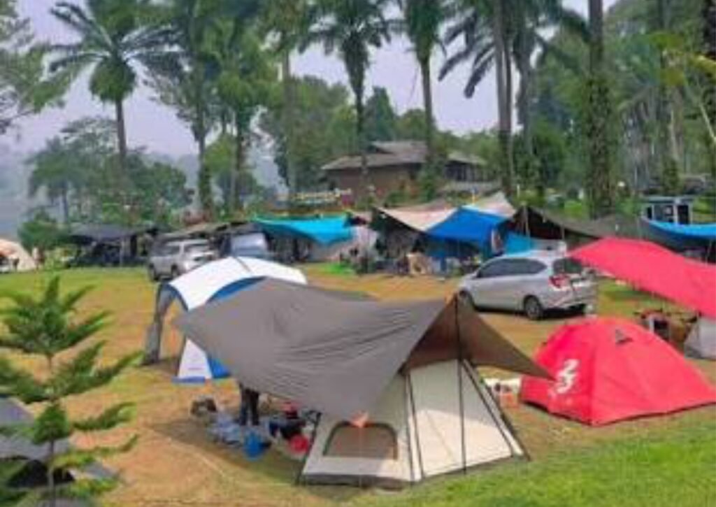 Camping Alam Tenjolaya Park