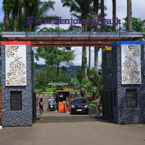 Tiket Alam Tenjolaya Park